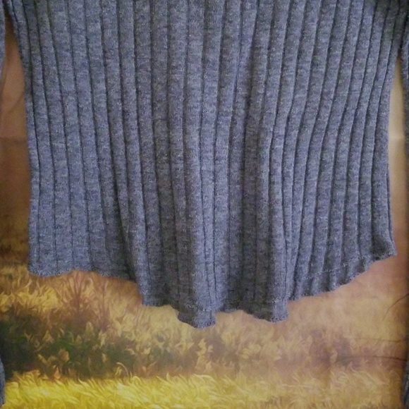 Jordache Top - Picture 4 of 6